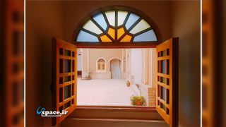 پنجره های زیبای اقامتگاه بوم گردی امیری - بجستان